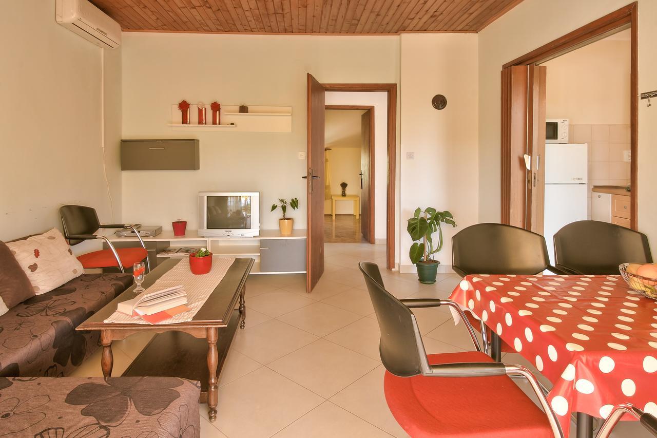 Apartments Bernic 梅杜林 外观 照片